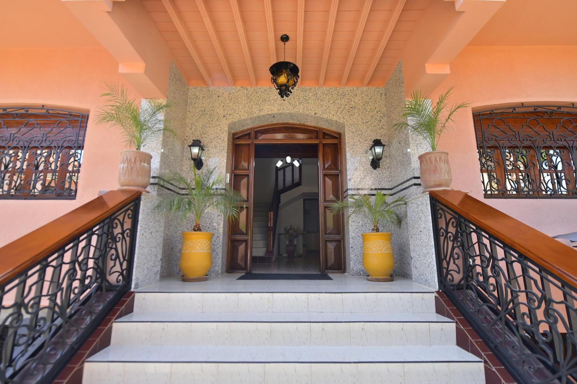 Villa Conforts Marrakesh Exterior photo